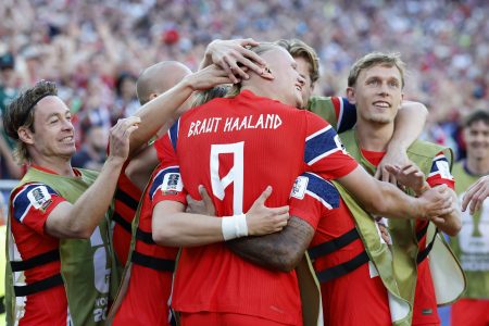 Irak 1-4 Noruega: debut soñado de Haaland en el regreso de los vikingos rojos al Mundial