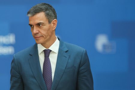 Un juez quita el pasaporte y envia a juicio a la esposa del presidente de gobierno español