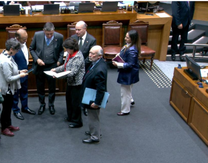 Oposición logra postura unitaria y presenta propuesta común para cambiar Ley Miscelánea