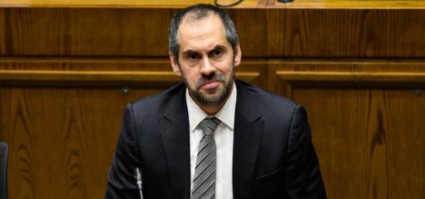 Quiebre oficialista en Senado: acusación constitucional contra Grau cae por división en la derecha