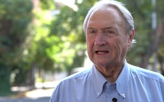 Adiós a la “voz de los mundiales”: fallece histórico relator deportivo, Hans Marwitz