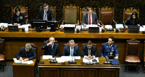 Caso niños haitianos: Senado convoca a sesión especial y Gobierno cita reunión de emergencia
