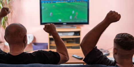 Ver partidos gratis puede salir caro: alertan por nuevas estafas digitales