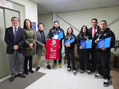 De San Carlos al mundo: estudiantes causan furor con su bomba de agua activada por celular