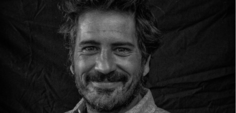 Periodista español Jacobo García gana el Premio Anagrama de Crónica
