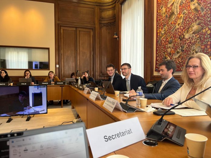 CNEP expone en la OCDE estudio sobre productividad y desafíos de la inteligencia artificial