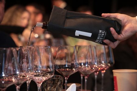 Premium Tasting Chile celebra 10 años con seminario de blancos de guarda y mujeres protagonistas