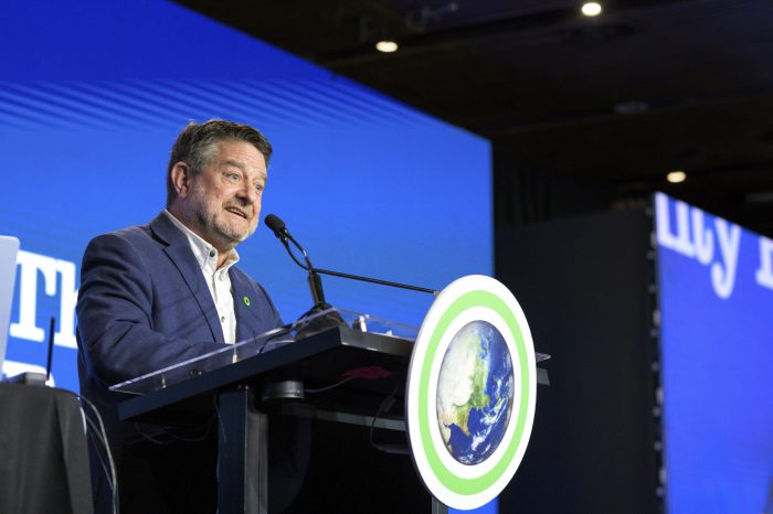 Claudio Orrego tras freno del Gobierno al proyecto Alameda-Providencia: “La vamos a terminar igual”