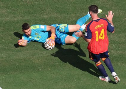España-Argentina: al tiempo suplementario y la albiceleste con uno menos