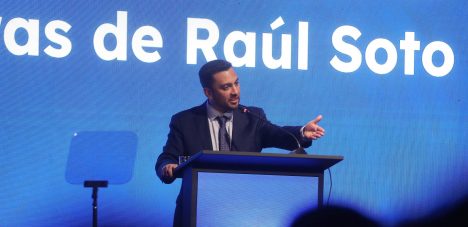 Raúl Soto toma mando del PPD con dura autocrítica: "La centroizquierda dejó de interpretar" al país