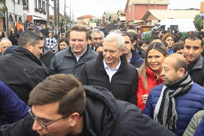 Aprobación de Kast cae a 28,9 % y desempleo sube al segundo lugar como principal preocupación