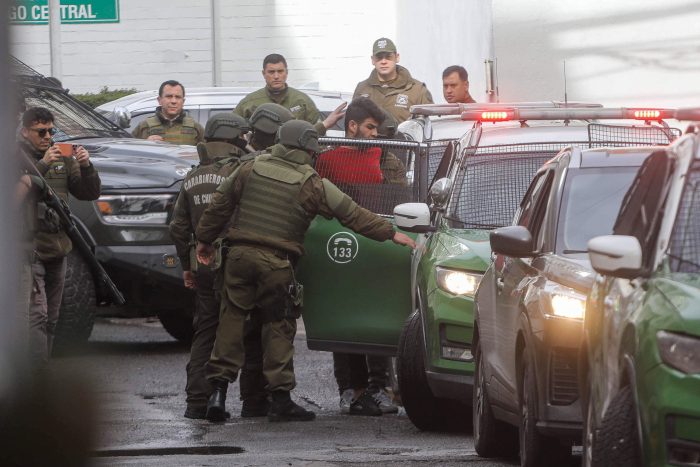 Detienen a “El Panda”, acusado de disparar contra dos carabineros en Lo Espejo