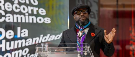 Bonaventure Soh Bejeng Ndikung: “El arte debe cuestionar aquello que creemos seguro”