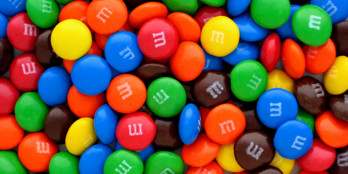 M&M’s eliminará dos de sus colores más emblemáticos por nueva normativa en Estados Unidos