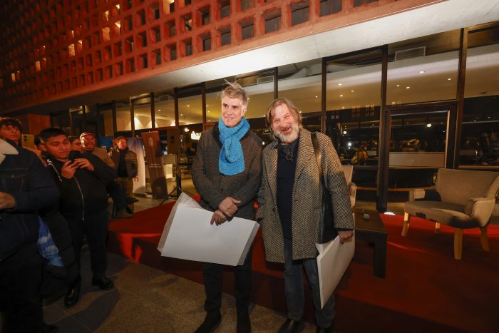 Chile como vanguardia de la arquitectura: un diálogo entre Aravena y Radic
