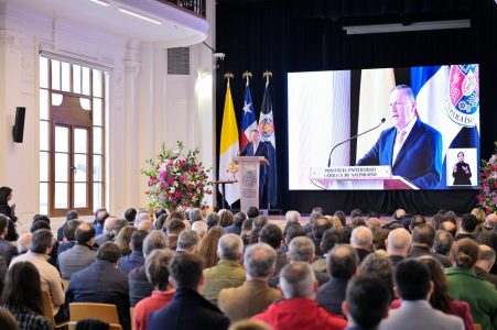 Rector Nelson Vásquez inicia segundo período al mando de la PUCV con foco en liderazgo