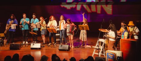 Concierto "CRIN canta a Mazapán"