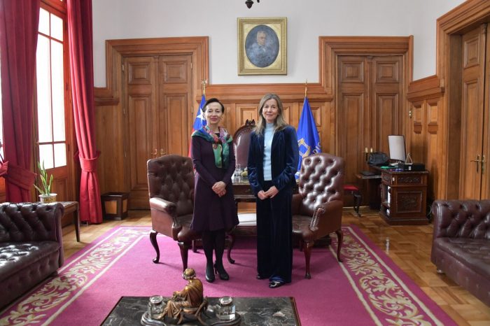 Presidentas de la Suprema y el TC se reúnen tras disputa por recurso ligado al CAE