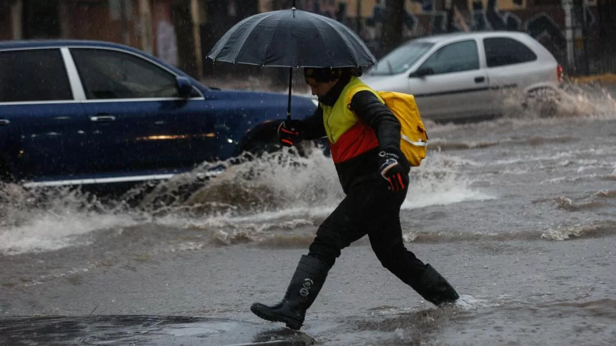 Lluvia en Santiago: hasta qué día lloverá y qué frentes afectarán a la capital