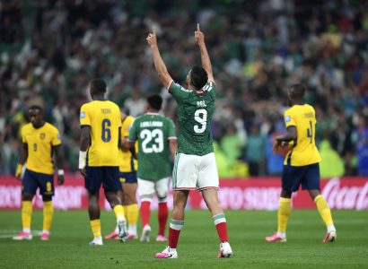 Mundial: México pasa a octavos de final tras imponer localía y derrotar 2 a 0 a Ecuador