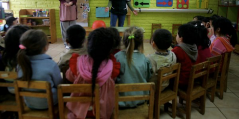 La obscenidad educativa: nos estamos equivocando de raíz con nuestros niños