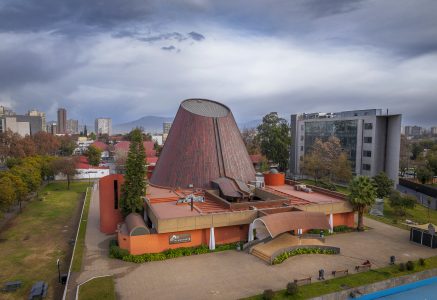 Shows inmersivos con música de Coldplay, Los Jaivas, Beatles, Pink Floyd y David Bowie en Planetario