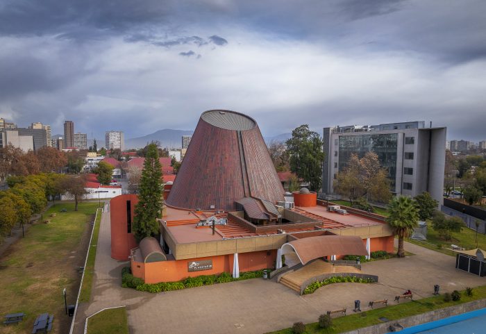Shows inmersivos con música de Coldplay, Los Jaivas, Beatles, Pink Floyd y David Bowie en Planetario