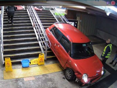 Conductor queda con arraigo y suspensión de licencia por fatal choque en estación Viña del Mar