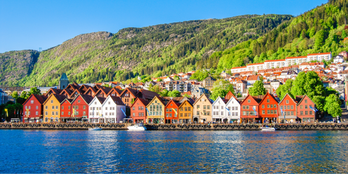 Bergen: la ciudad noruega entre fiordos, montañas y un muelle medieval Patrimonio Mundial