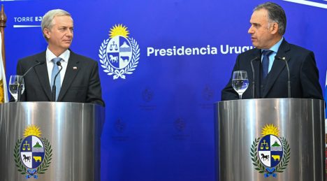 Kast apuesta por unidad con Uruguay "más allá de las diferencias políticas" para agenda antinarco