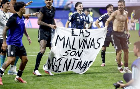 Londres: "Puede que el Mundial no sea nuestro, pero las Malvinas sin duda lo son"