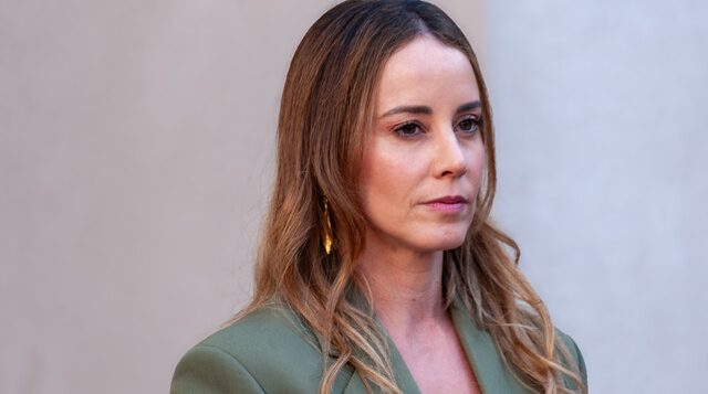 “Díganle a esta niñita que deje de hablar hueás”: Sedini acusa maltrato de “poderoso” del Gobierno