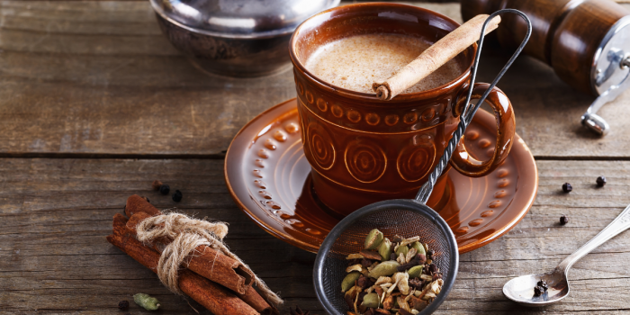 El chai gana terreno: la bebida india que desafía el reinado del café