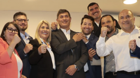 El perreo del PDG: la derecha baila incómoda al ritmo de Parisi