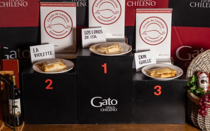 Cronistas gastronómicos eligen la Mejor Empanada de Pino del Gran Santiago 2026