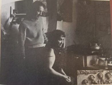 "Tan frágil como un segundo": la historia de amor de Violeta Parra