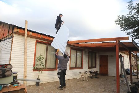 Vientos tipo tornado dejan viviendas afectadas y cortes de luz en región de Ñuble