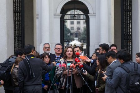 Oposición acusa falta de apertura y Gobierno endurece tono por compensación municipal
