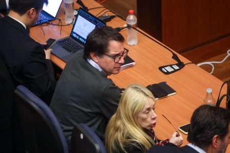 Defensa de Pedro Pablo Larraín cuestiona cálculo de perjuicios de Fiscalía en caso Sartor
