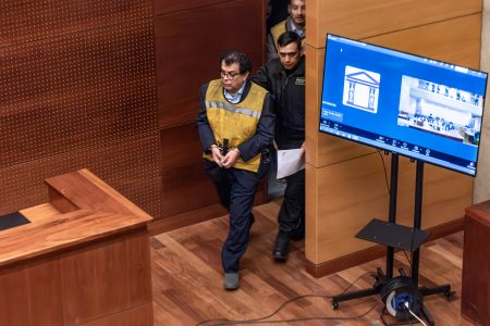 Trama Bielorrusa: Eduardo Lagos también deja la cárcel y queda con arresto domiciliario total