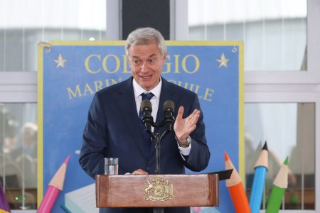 Kast minimiza alcance de reforma de seguridad y pide mirar el “vaso medio lleno”