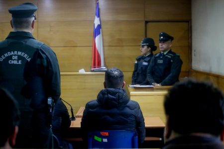 Amplían detención de funcionario de tribunal de Santiago acusado de colaborar con banda narco