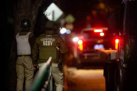 Tres detenidos en causa por crimen de carabinero en Renca: buscan a otros tres