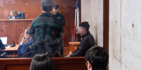 Arraigo nacional y firma mensual para joven formalizado por amenazas contra universidades