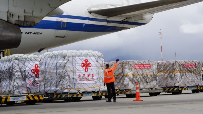 China insta a EEUU a derogar de inmediato aranceles de Sección 232 sobre drones y piezas de drones