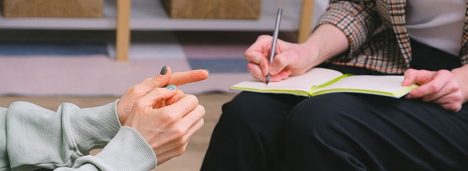 Salud mental y redes sociales: experta advierte los riesgos del autodiagnóstico en internet