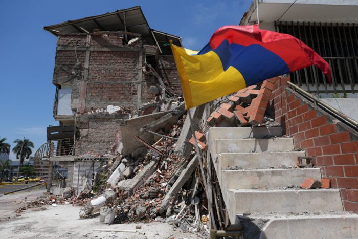 Gobierno de Colombia elevó número de fallecidos por terremoto a 321