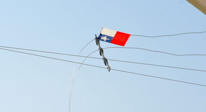 Fiestas Patrias: advierten sobre los riesgos de elevar volantines cerca del tendido eléctrico