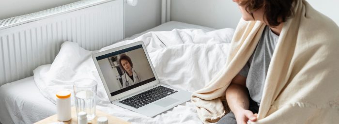 Menopausia: cuáles son sus síntomas y cómo funciona la atención por telemedicina en el Cesfam