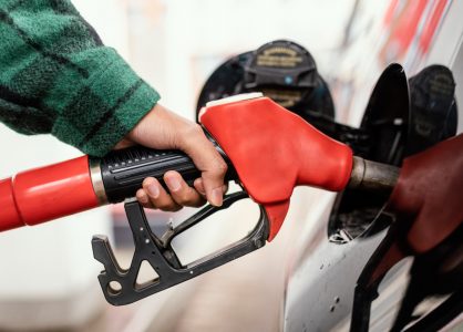 Bencinas subirán este jueves 20 de agosto: conoce el alza estimada